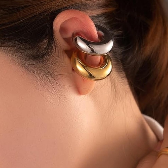 Jewelry - JoDie Ear Cuff